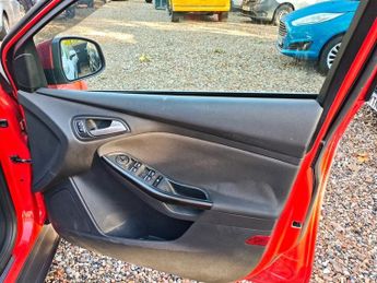 Ford Focus TITANIUM