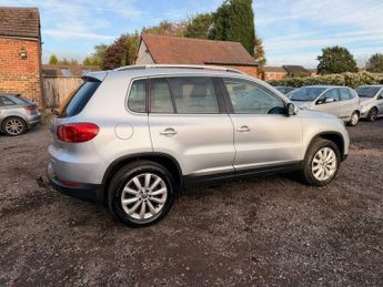 Volkswagen Tiguan 2.0 TDI BlueMotion Tech Match DSG 4WD Euro 5 (s/s) 5dr