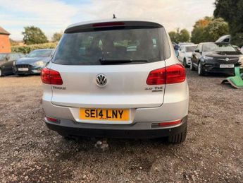 Volkswagen Tiguan 2.0 TDI BlueMotion Tech Match DSG 4WD Euro 5 (s/s) 5dr