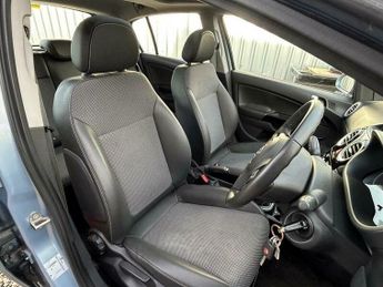 Vauxhall Corsa 1.4i 16v Design 5dr (a/c)