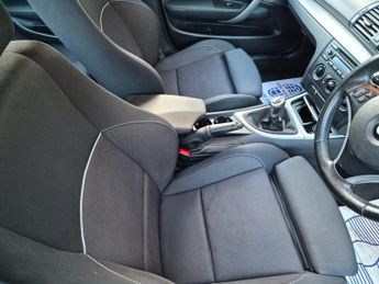 BMW 1 SERIES 2.0 118d SPORT