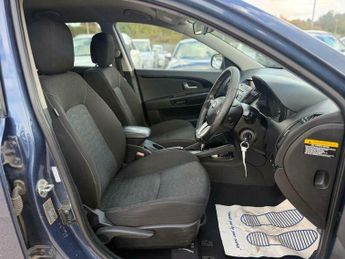 Kia Ceed 1.6 CRDi 3 Sports Wagon Auto Euro 5 5dr