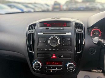Kia Ceed 1.6 CRDi 3 Sports Wagon Auto Euro 5 5dr