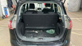 Ford B-Max 1.6 Zetec MPV 5dr Petrol Powershift Euro 5 (105 ps)