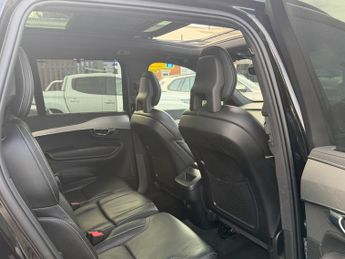 Volvo XC90 2.0 B5 MHEV R-Design SUV 5dr Petrol Hybrid Auto 4WD Euro 6 (s/s)