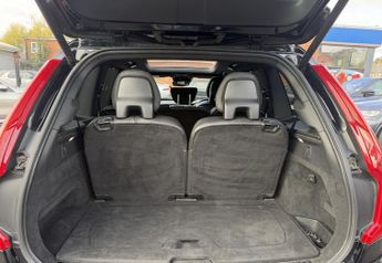 Volvo XC90 2.0 B5 MHEV R-Design SUV 5dr Petrol Hybrid Auto 4WD Euro 6 (s/s)