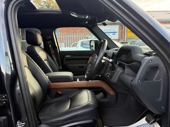 Land Rover Defender 3.0 P400 MHEV X SUV 5dr Petrol Auto 4WD Euro 6 (s/s) (400 ps)
