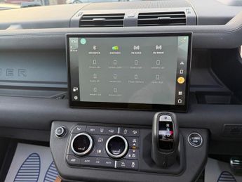 Land Rover Defender 3.0 P400 MHEV X SUV 5dr Petrol Auto 4WD Euro 6 (s/s) (400 ps)