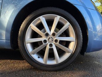 Skoda Octavia ELEGANCE TDI CR DSG