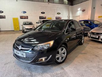 Vauxhall Astra 1.4T 16v SRi Hatchback 5dr Petrol Manual Euro 5 (140 ps)