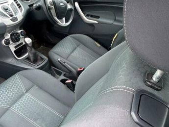 Ford Fiesta 1.6 TDCi Zetec S Hatchback 3dr Diesel Manual (110 g/km, 89 bhp)