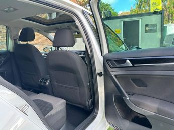 Volkswagen Golf GT EDITION TDI BLUEMOTION TECHNOLOGY DSG