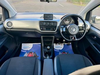 Volkswagen up! HIGH UP!