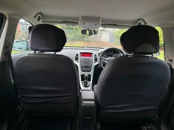 Vauxhall Astra 1.4i SRi Euro 6 5dr