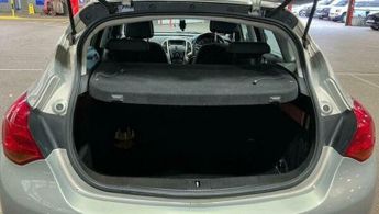 Vauxhall Astra 1.6 16v Exclusiv Auto Euro 5 5dr