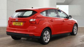 Ford Focus 1.6 Titanium Navigator Hatchback 5dr Petrol Powershift Euro 5 (1