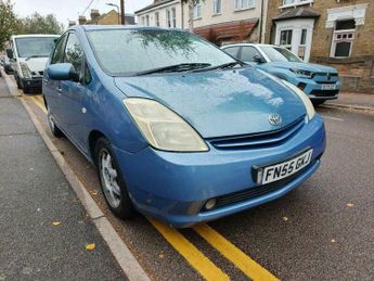 Toyota Prius 1.5 T4 CVT 5dr