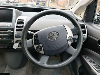 Toyota Prius 1.5 T4 CVT 5dr