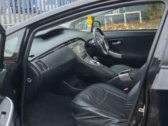 Toyota Prius 1.8 VVT-h T3 CVT Euro 5 (s/s) 5dr