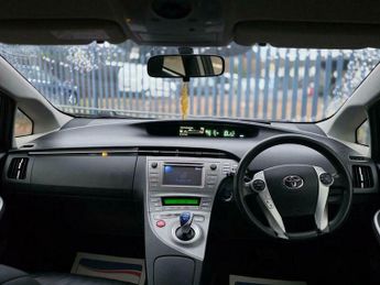 Toyota Prius 1.8 VVT-h T3 CVT Euro 5 (s/s) 5dr