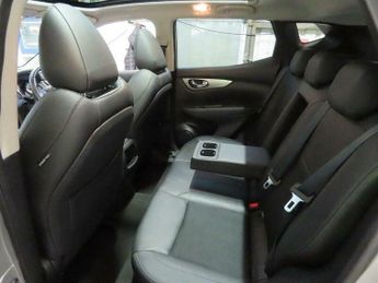 Nissan Qashqai 1.3 DIG-T Tekna DCT Auto Euro 6 (s/s) 5dr