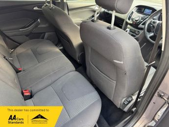 Ford Focus 1.6 Titanium Powershift Euro 5 5dr