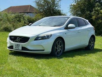 Volvo V40 Luxury Variant_V40 T4 SE Lux