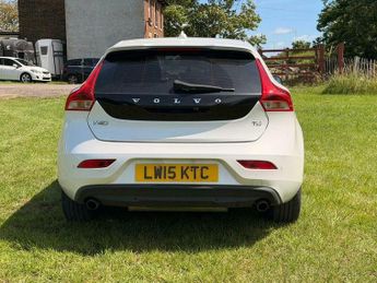 Volvo V40 Luxury Variant_V40 T4 SE Lux