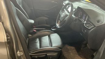 Vauxhall Astra ELITE NAV S/S