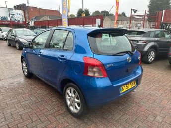 Toyota Yaris SR