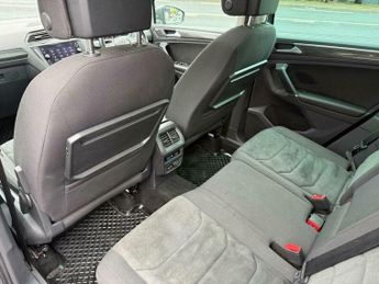 Volkswagen Tiguan 2.0 TSI SEL DSG 4Motion Euro 6 (s/s) 5dr