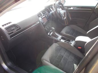 Volkswagen Golf 2.0 TDI BlueMotion Tech GT Hatchback 5dr Diesel DSG Euro 6 (s/s)