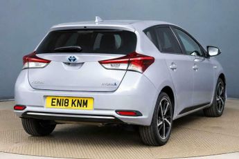 Toyota Auris 1.8 Auris Design HEV VVT-i CVT 5dr