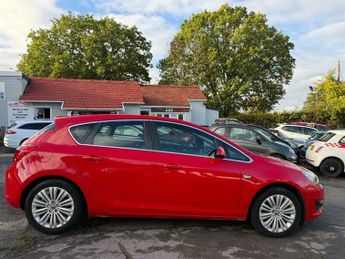 Vauxhall Astra 1.4i Excite Euro 6 5dr