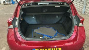 Toyota Auris 1.2 VVT-i Business Edition CVT Euro 6 (s/s) 5dr (Safety Sense)