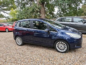 Ford B Max TITANIUM