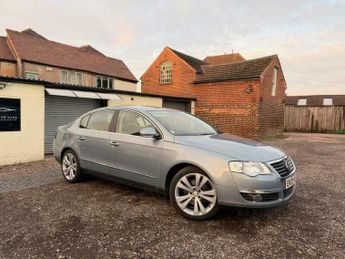 Volkswagen Passat 2.0 TDI Highline DSG Euro 4 4dr