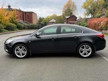 Vauxhall Insignia 2.0 CDTi ecoFLEX Exclusiv Euro 5 (s/s) 5dr