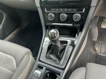 Volkswagen Golf 2.0 TDI BlueMotion Tech GT Euro 5 (s/s) 5dr