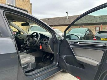 Volkswagen Golf 2.0 TDI BlueMotion Tech GT Euro 5 (s/s) 5dr