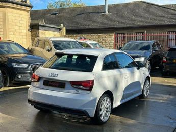 Audi A1 1.6 TDI S line Euro 6 (s/s) 3dr