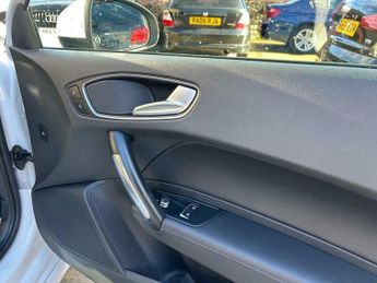 Audi A1 1.6 TDI S line Euro 6 (s/s) 3dr