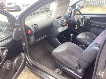 Citroen C1 1.0i VTR+ Hatchback 3dr Petrol Manual Euro 5 (68 ps)