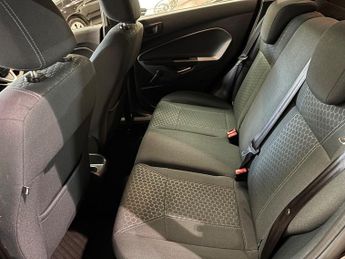 Ford Fiesta 1.25 Zetec Hatchback 5dr Petrol Manual (129 g/km, 81 bhp)