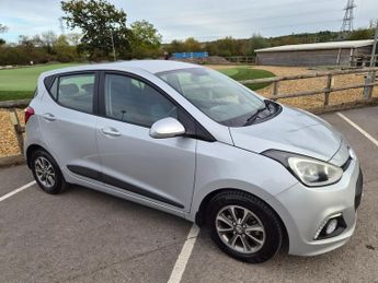 Hyundai I10 1.2 Premium Hatchback 5dr Petrol Manual Euro 5 (87 ps)