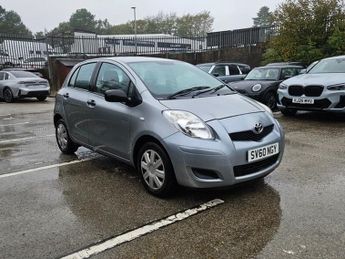 Toyota Yaris VVT-I T2