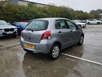Toyota Yaris VVT-I T2
