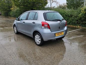 Toyota Yaris VVT-I T2
