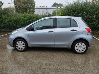 Toyota Yaris VVT-I T2