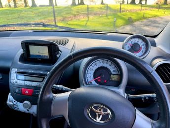 Toyota AYGO VVT-I MOVE WITH STYLE